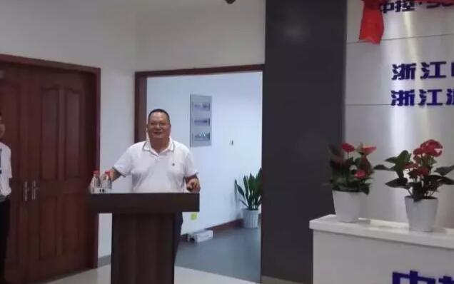 1505801098592579iYZL.jpg QQ截圖20170829125911.jpg